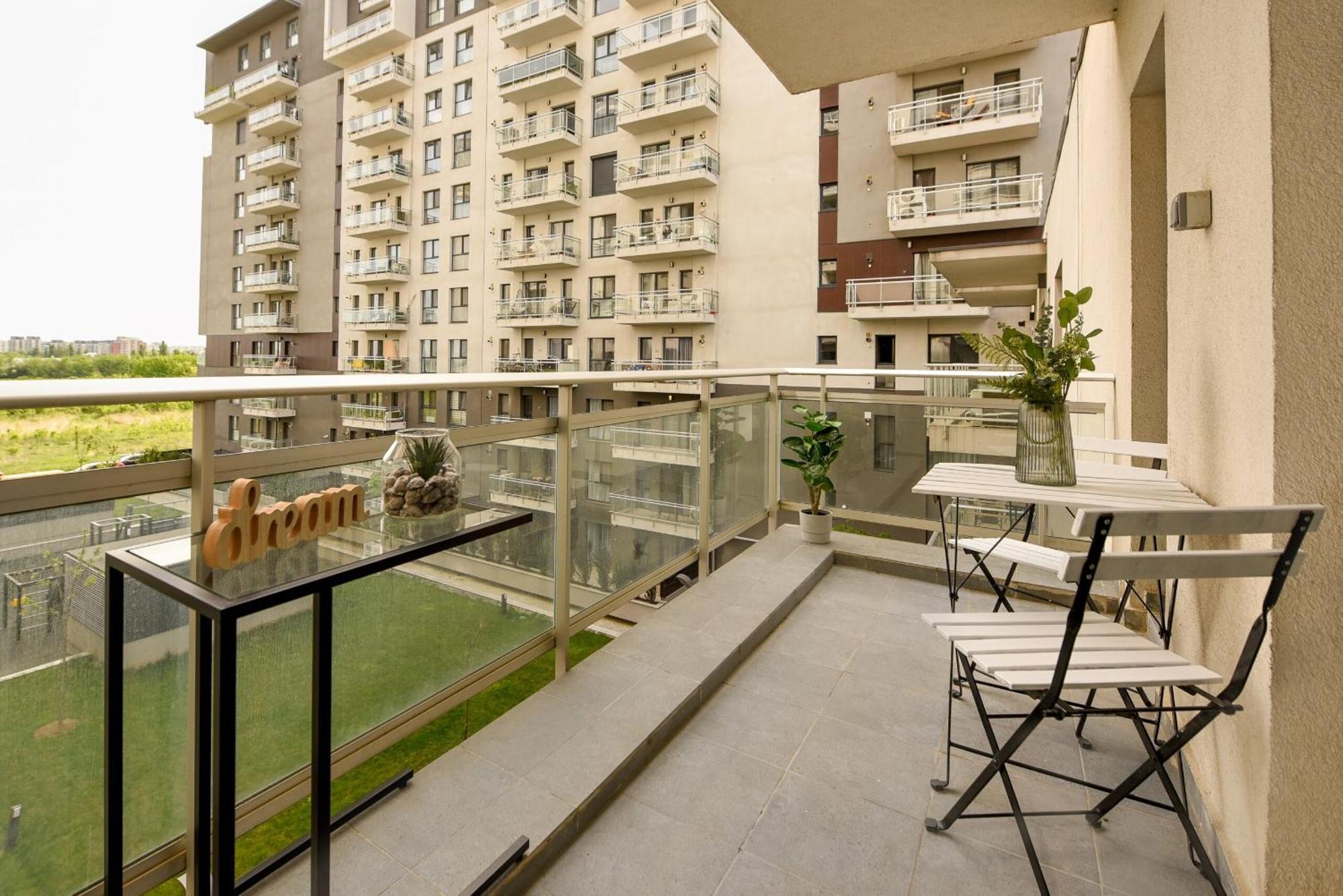 בוקרשט Perfect Stay: Urban Heaven In Aviatiei Business Area חדר תמונה